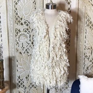 Small Windsor woman’s cardigan